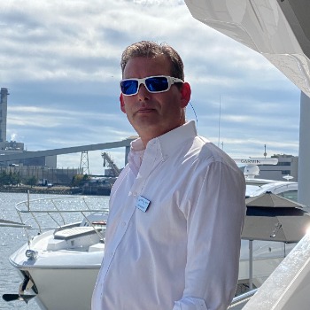 53-ft-Viking-1990-Convertible-Glory Days Verplanck New York United States yacht for sale Paul Ouimette 53-ft-Viking-1990-Convertible-Glory Days Verplanck New York United States yacht for sale Paul Ouimette