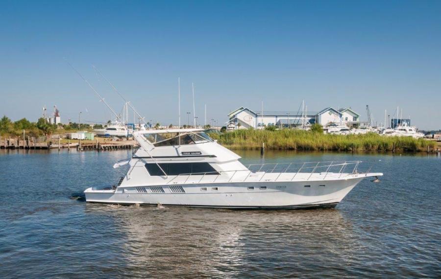 photo of 65' Hatteras 65 Convertible 1987