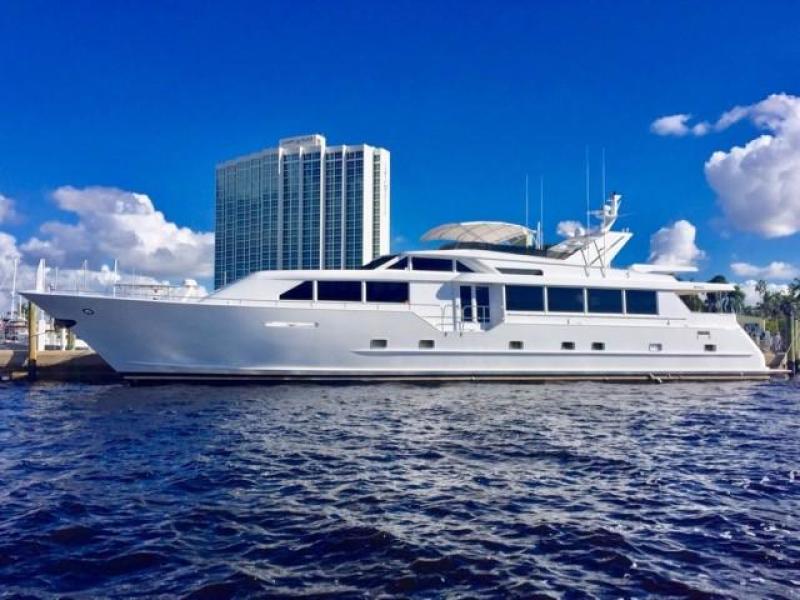 photo of 100' Broward Raised Pilothouse 2000