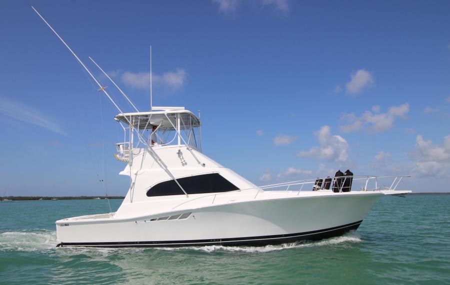 photo of 40' Luhrs Convertible 2001