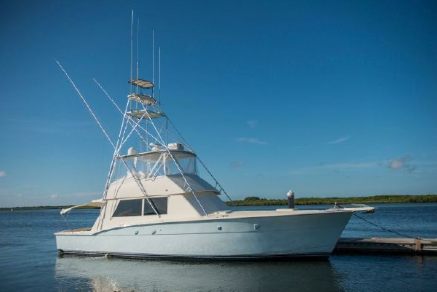 photo of 52' Hatteras Convertible 1985