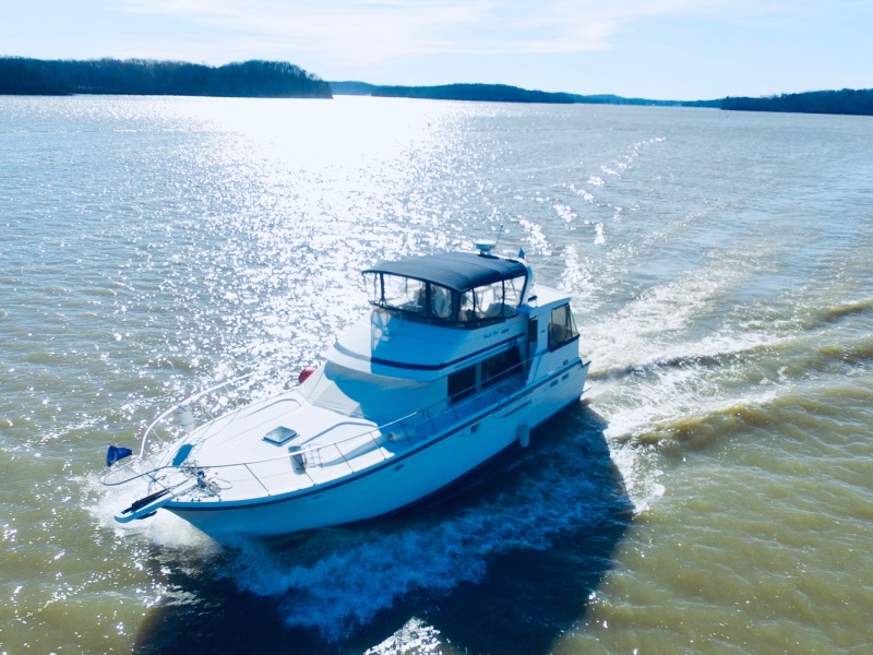 photo of 48' Jefferson riviana 1991