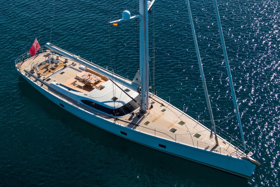 photo of 100' Southern Wind 100DS 2006