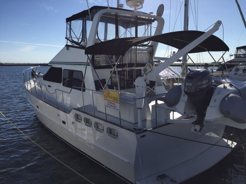 photo of 44' Bruce Roberts Motor Yacht 1990