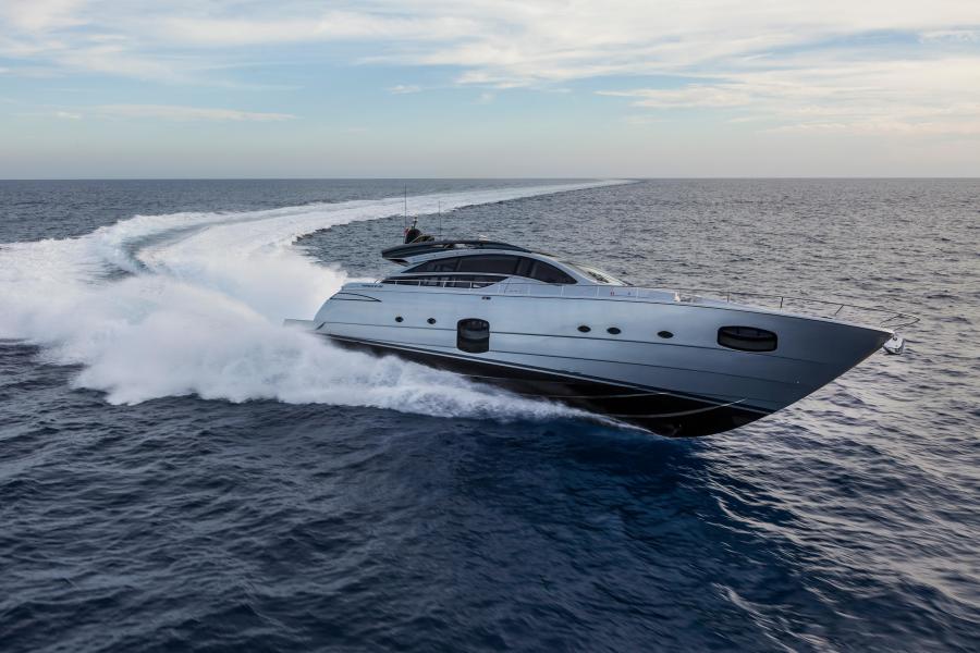 photo of 82' Pershing 2015
