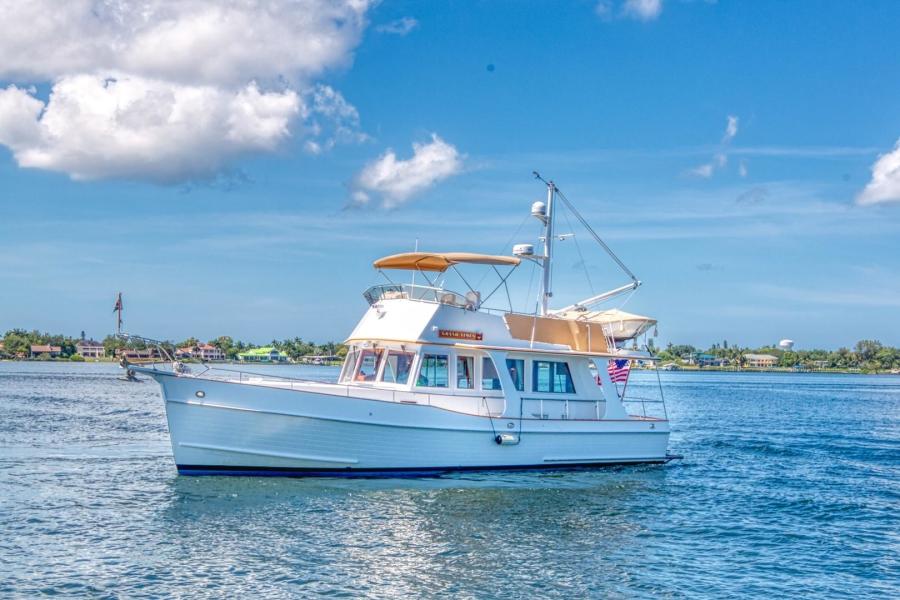 photo of 42' Grand Banks Europa 42 2004