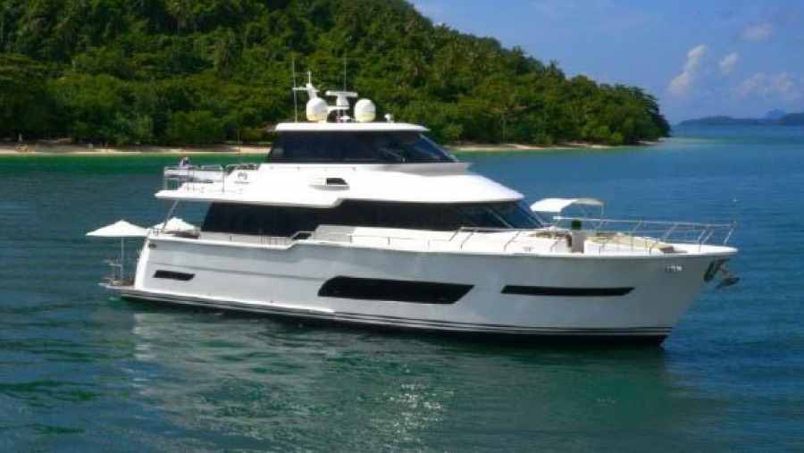 photo of 75' Horizon V72 2014