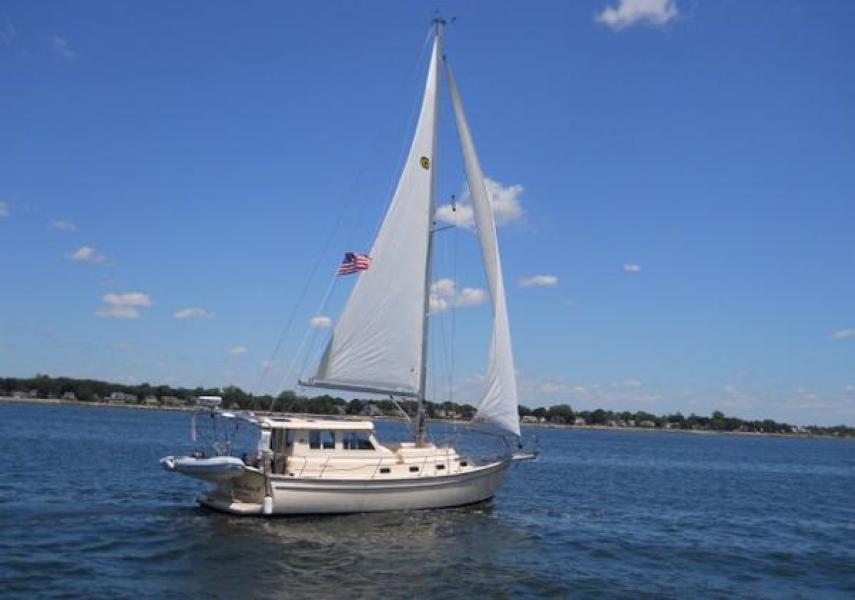 photo of 41' Island Packet 2010