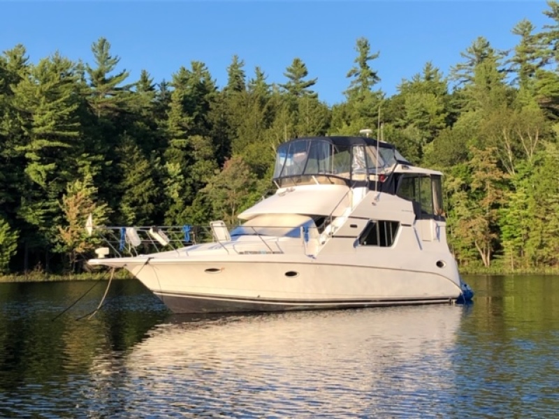 photo of 35' Silverton 352 Motor Yacht 2000