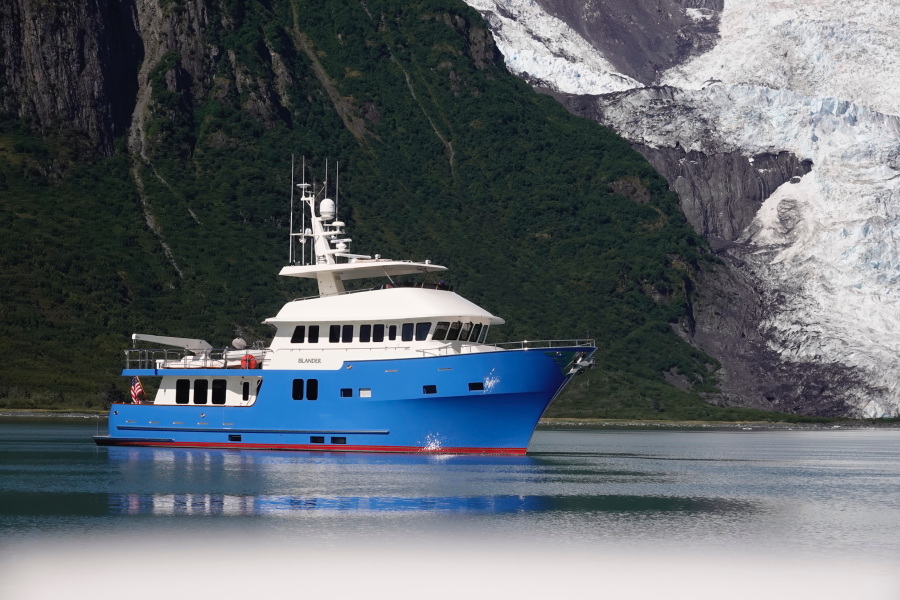 photo of 84' Northern Marine Long Range Cruiser 2006