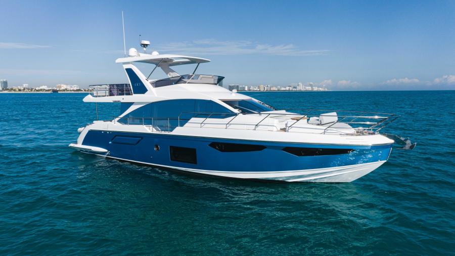 photo of 60' Azimut 60 Fly 2019