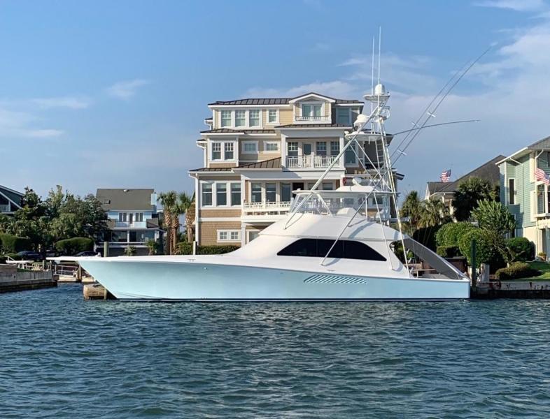 photo of 64' Viking Convertible 2007