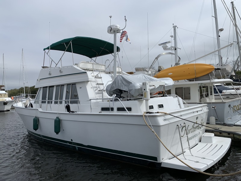 photo of 43' Mainship 430 2002