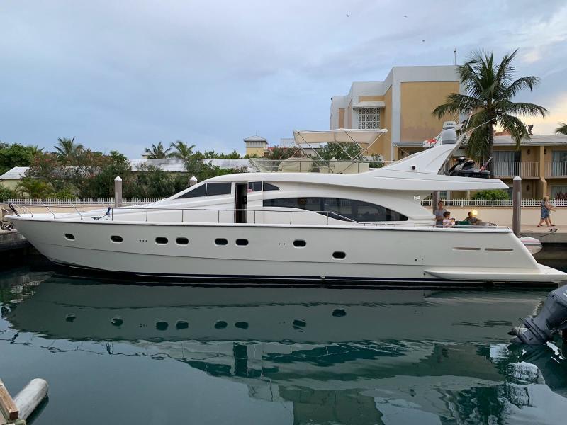 68 Ft Ferretti Yachts 2000 680 Calacatta Miami Beach Florida United States Yacht For Sale Offered At 650000 Iyba Org