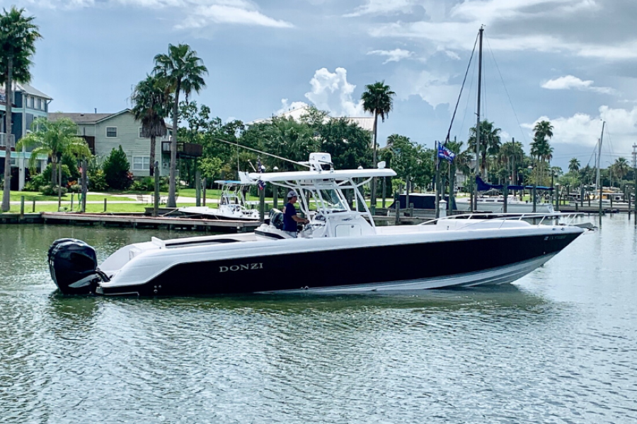 Caturday 2008 Donzi Yachts 38 Zf Cuddy Cabin Yacht For Sale In League City Texas United States 2773291 Lq01