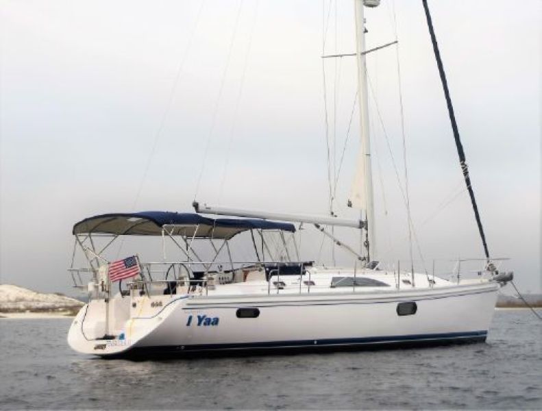 photo of 44' Catalina 2014