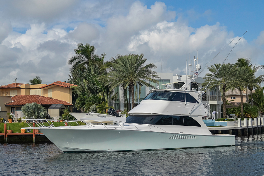 photo of 64' Viking Convertible 2007
