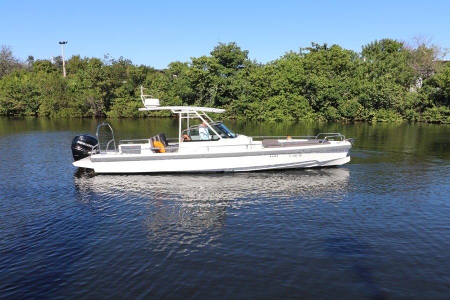 Find Used Boats For Sale Under 100000 United Yacht Sales