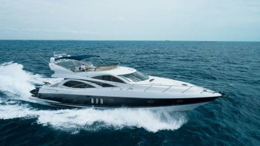 Photo of 64' Sunseeker Manhattan 2004