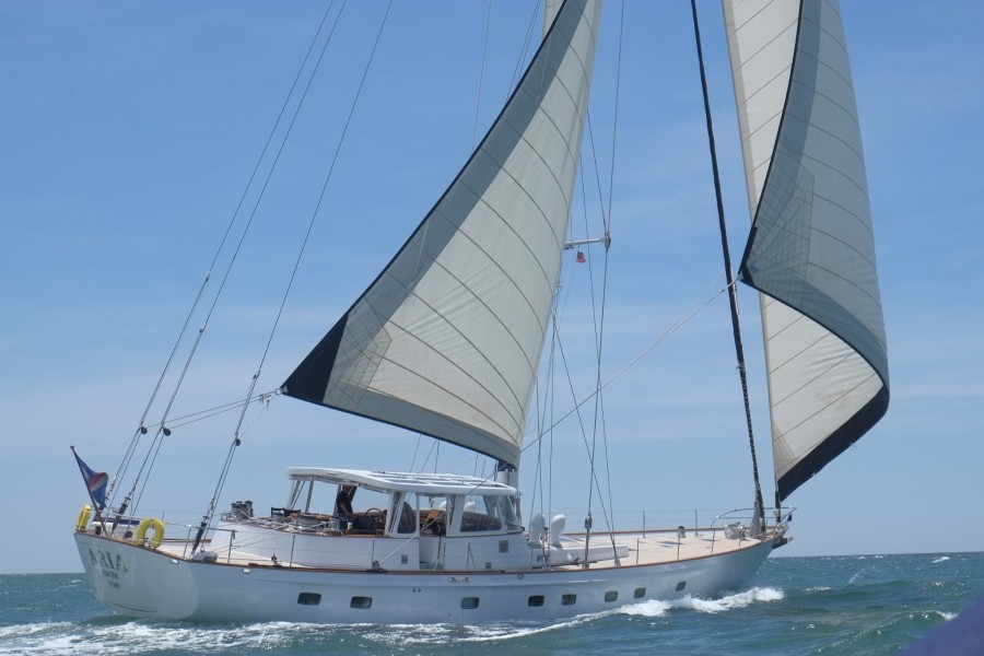photo of 87' Palmer Johnson Custom 1975