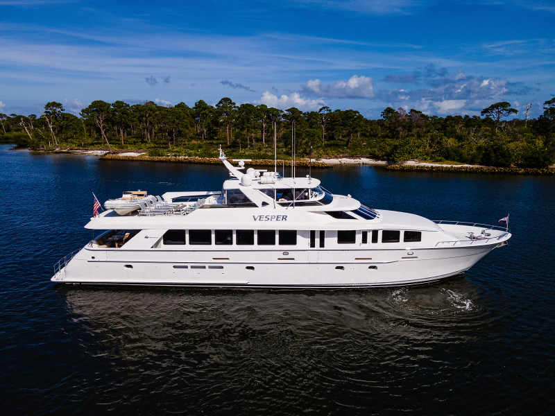 photo of 100' Hatteras Raised Pilothouse 2002