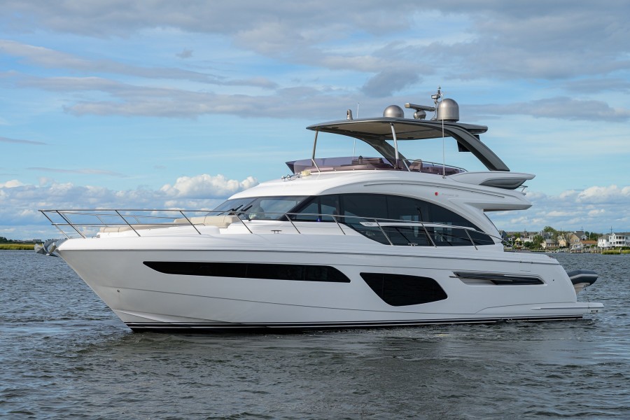 photo of 62' Princess F62 2020