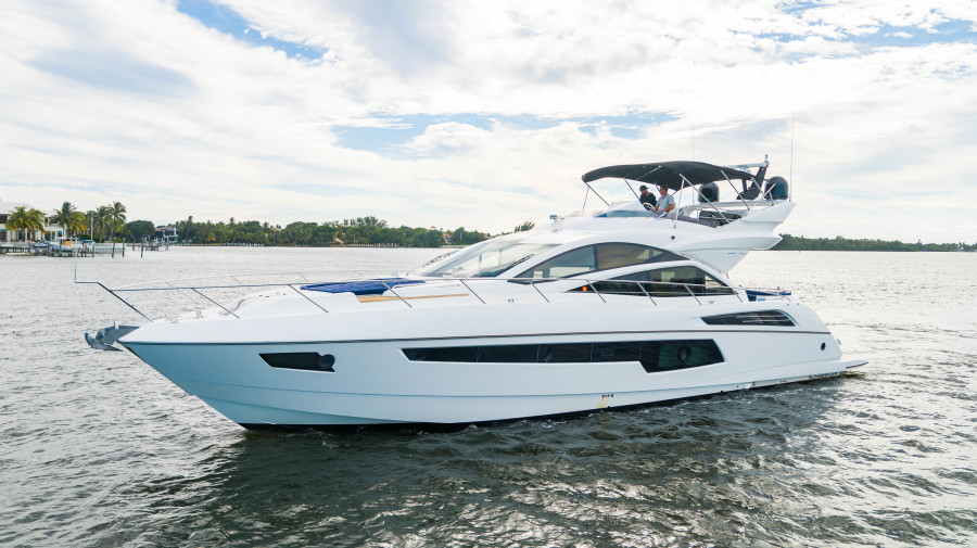 photo of
68' Sunseeker Sport Yacht 2016
