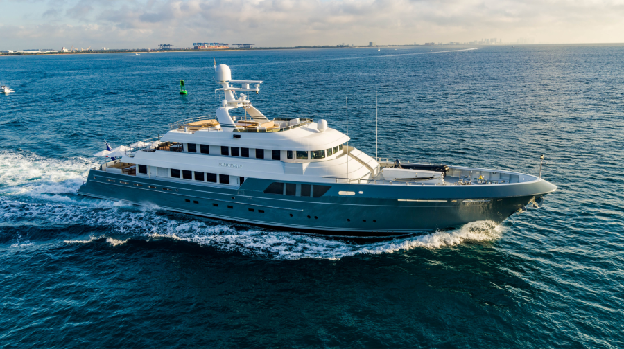 photo of 147' Cheoy Lee 2007