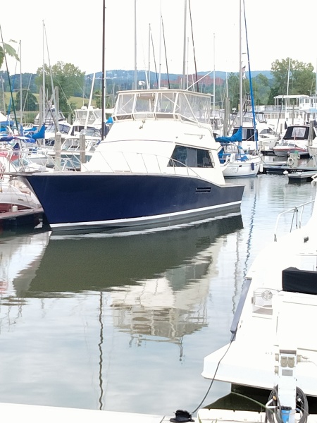 photo of 48' Custom 2000
