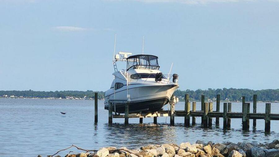 Photo of 2002 Silverton 35'