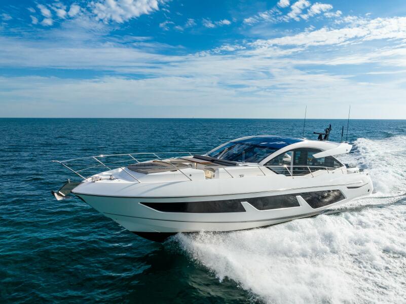 Photo of 2022 Sunseeker 74'