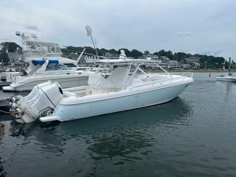 Photo of 2018 Intrepid 37'