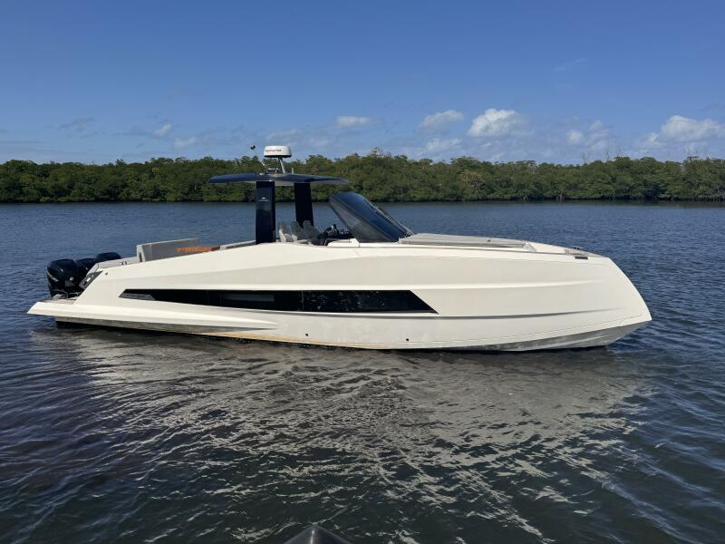 Photo of 2023 Astondoa 37'
