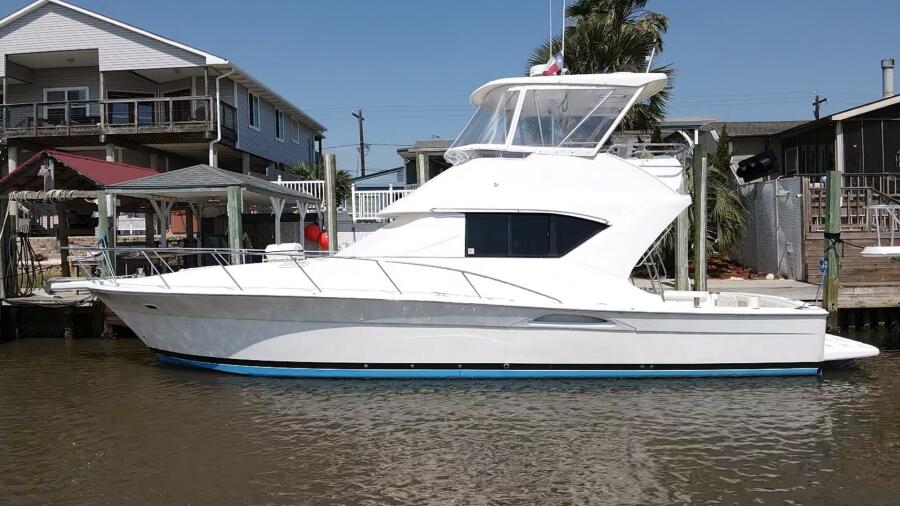 photo of 40' Wellcraft 40 Coastal 2003