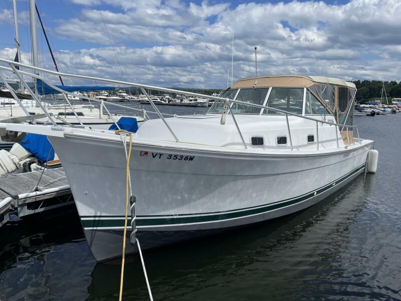 Photo of 2001 Mainship 30'