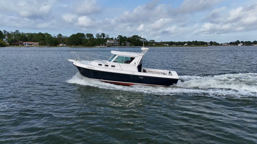 Photo of 1998 Albin 28'