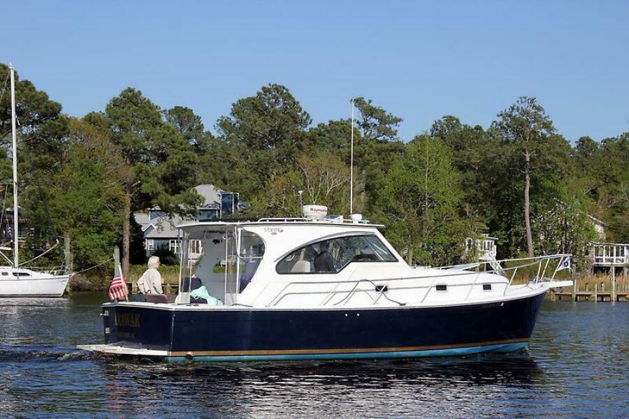 Photo of 2001 Mainship 34'