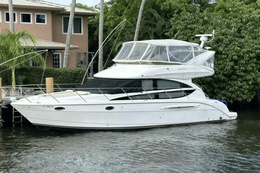 Photo of 2013 Meridian 39'