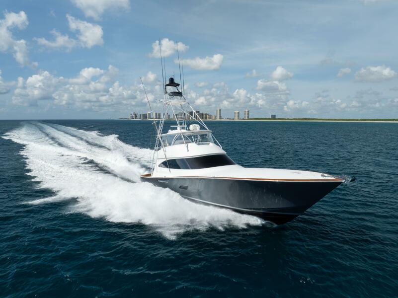 Photo of 2020 Viking 80'