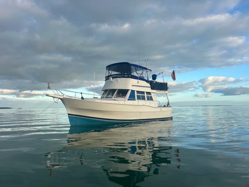 Photo of 1999 Mainship 39'