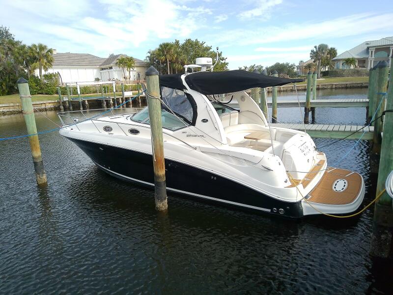 Photo of 2008 Sea Ray 32'
