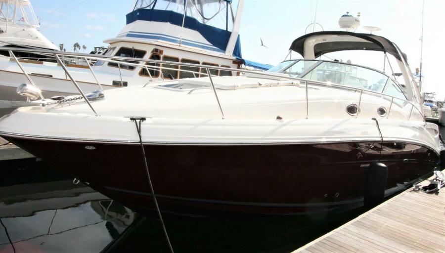 Photo of 2006 Sea Ray 32'