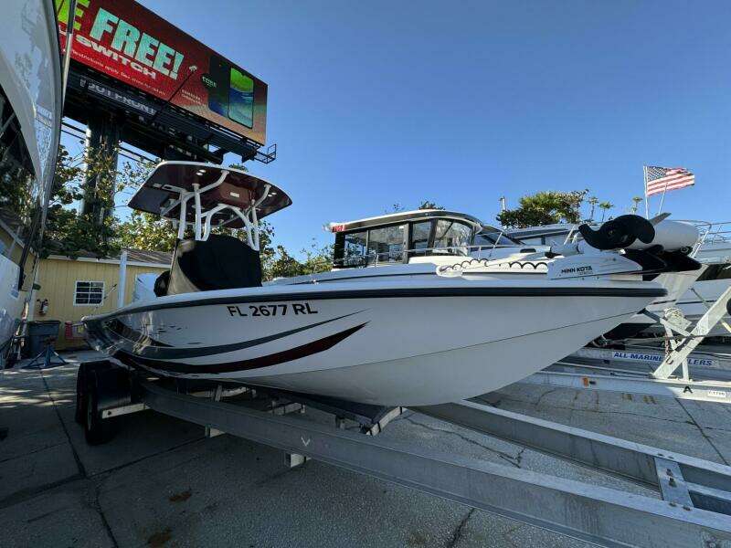 Photo of 24' Yellowfin 24 CE 2018