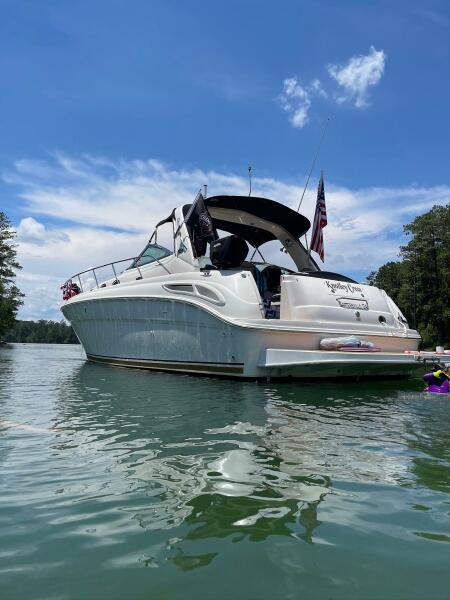 Photo of 2002 Sea Ray 42'