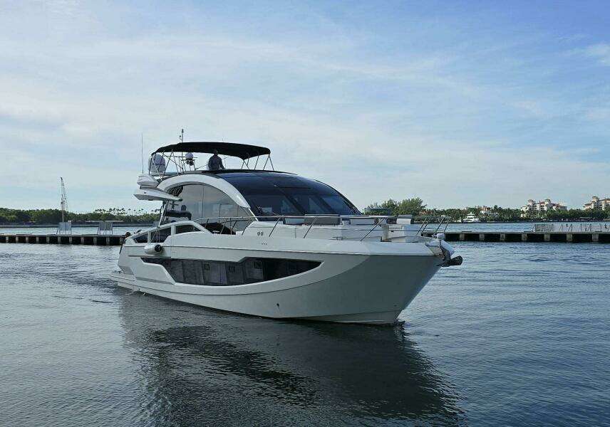 Photo of 65' Galeon 650 Sky 2019