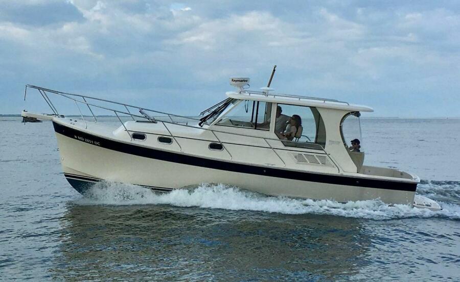 Photo of 2009 Mainship 31'