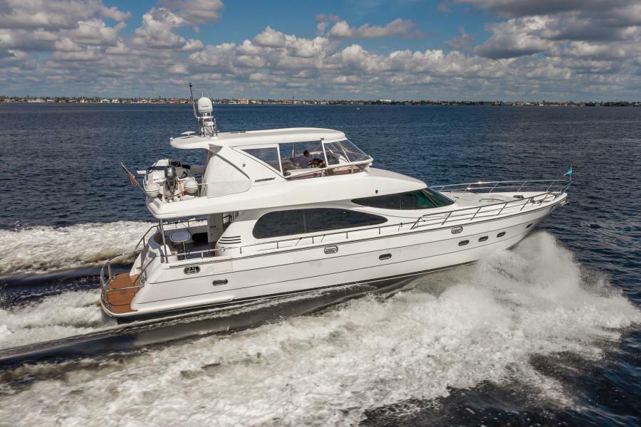 Photo of 2003 Horizon 64'