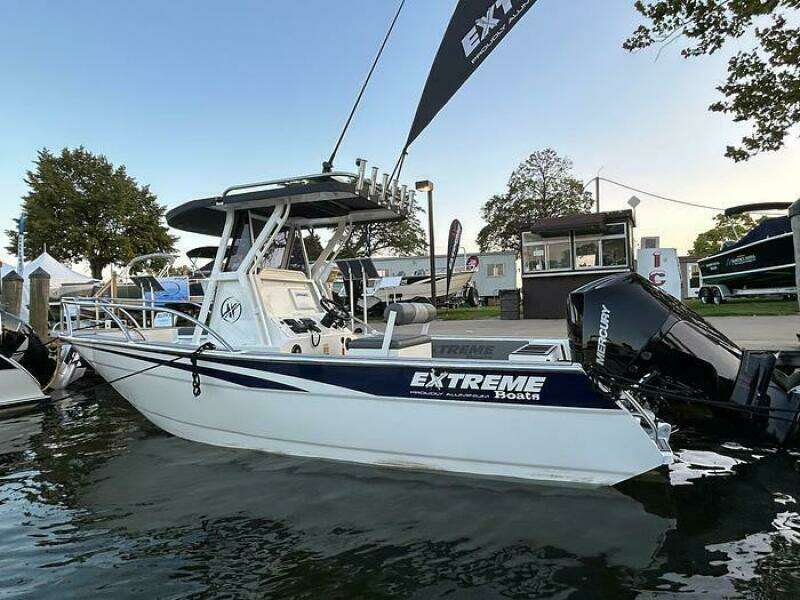 Photo of 21' Extreme Boats 645 Center Console 21' 2024