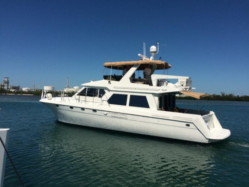 Photo of 1998 Navigator 53'
