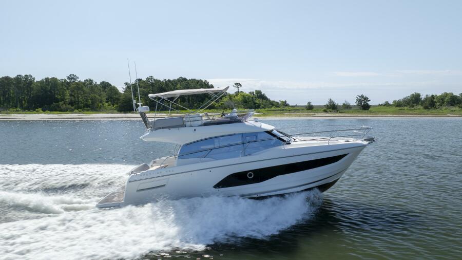 Photo of 2024 Prestige 42'